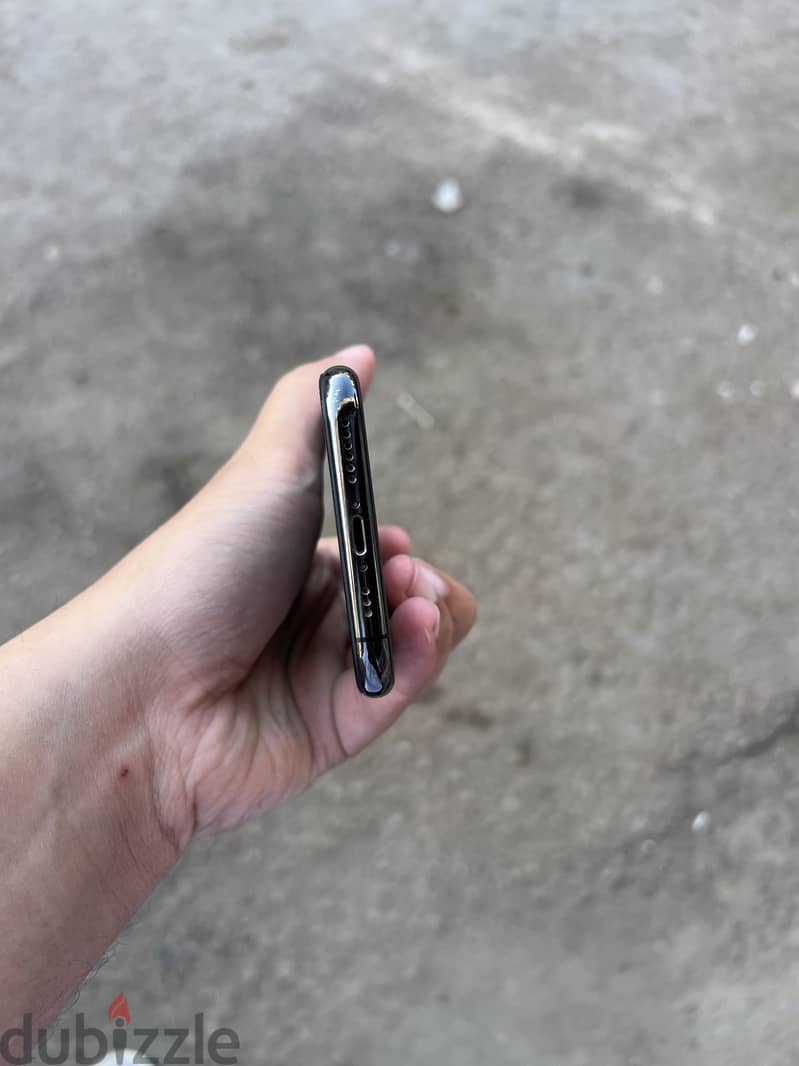 Apple - iPhone 11 Pro 1