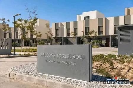 Immediate delivery villa, fully finished Alburouj in a very prime location next to Al Shorouk City and Future City.