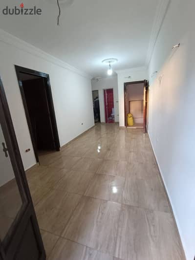 Apartment for sale corner side of Gamal Abdel Nasser, Suyof Tram, and close to Ali Hibah, 3 rooms and a reception with two pieces, a bathroom, and a kitchen on the 8th floor