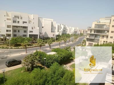 Apartment for rent in Madinaty prime location fully furnished modern