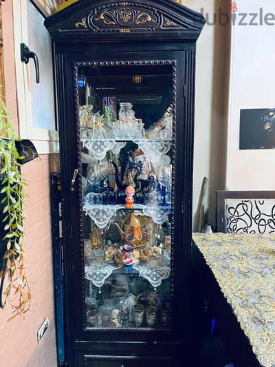 دولاب فضيه