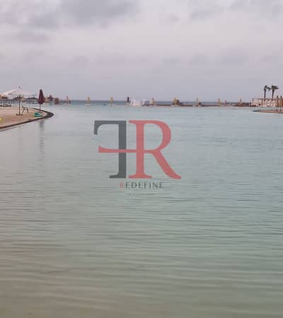 فيلا للبيع مفروشة بالكامل جاهزة للسكن بتشطيب وفرش فندقي في هاسيندا باي الساحل الشمالي