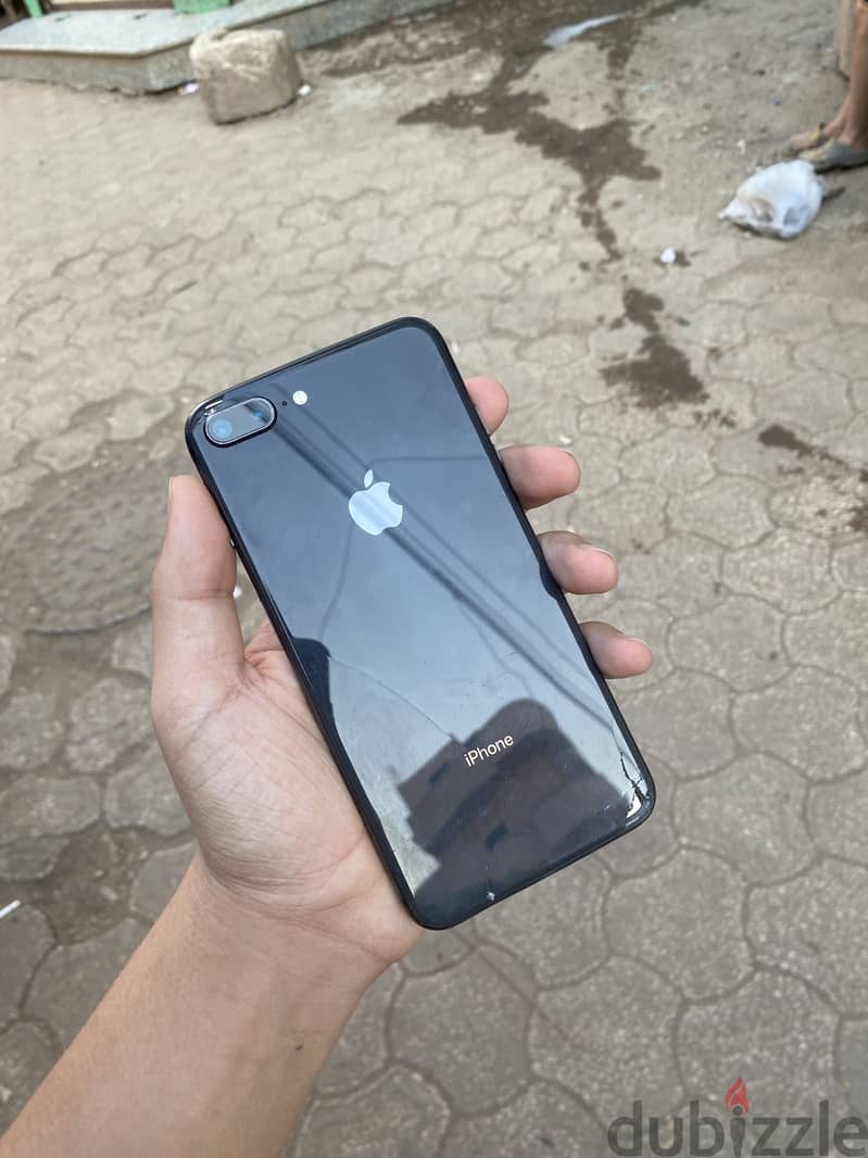 Apple - iPhone 8 Plus 2