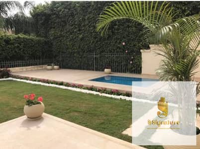 For rent: Semi-furnished duplex house, ultra-super-lux finishing, first occupancy, in Al Patio 2 Compound, Fifth Settlement, pool and garden view