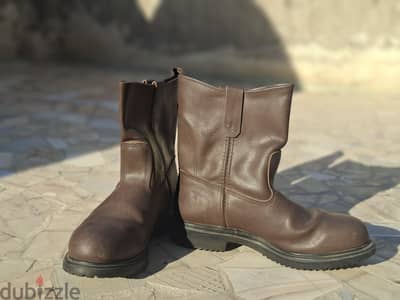 حذاء ريدوينج بوتشر