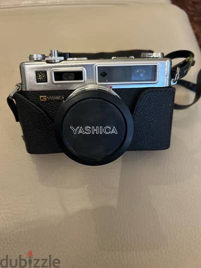 Yashica Electro 35 Professional