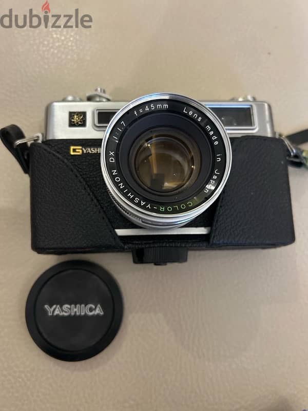 Yashica Electro 35 Professional 3