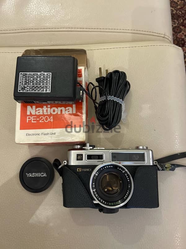 Yashica Electro 35 Professional 5