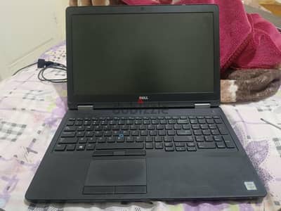 dell persicion 3510 i5 6300HQ vega amd fire pro
