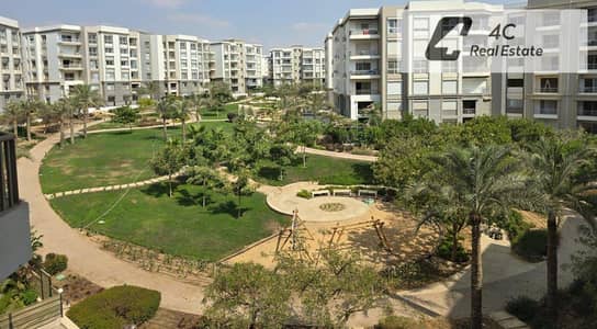 شقة استلام فوري بفيو لاندسكيب ريسيل بأقل من سعر السوق 3 غرف في Hyde Park التجمع الخامس بالقرب من الجولدن سكوير وشارع التسعين للبيع