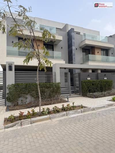 ب 20 مليون فقط,توين هاوس استلام فوري باقل سعر 4 غرف للبيع في كومبوند الباتيو لافيستا patio lavista