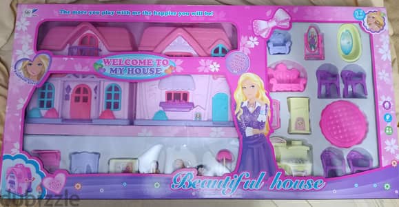 Happy family doll house