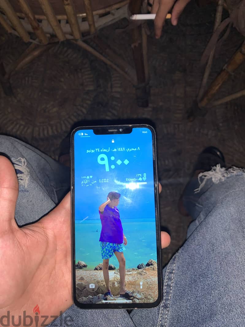 Apple - iPhone 11 Pro Max 1