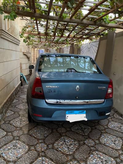 رينو لوجان 2013
