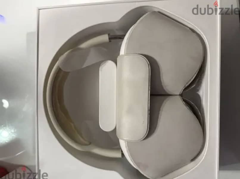 Apple AirPods max 2