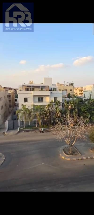 Roof Apartment for Sale in Banafseg 5 Villas – First Settlement, New Cairo