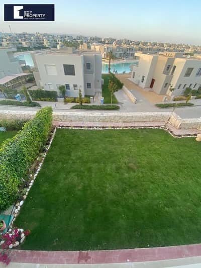شاليه يطل علي البحر للبيع في تلال السخنة متشطب بالكامل باقساط علي اطول فترة