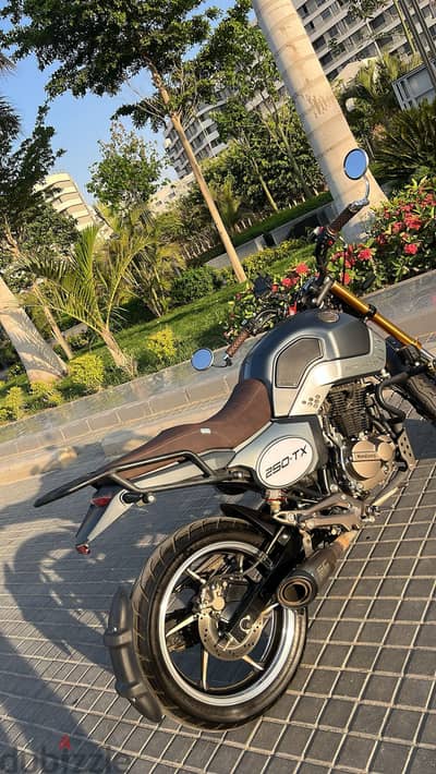 كاوتشات هوجان ٢٥٠ اصلي خلع كسر زيرو