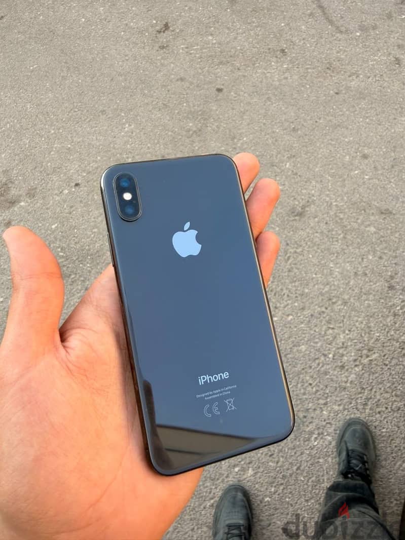 Apple - iPhone X 1
