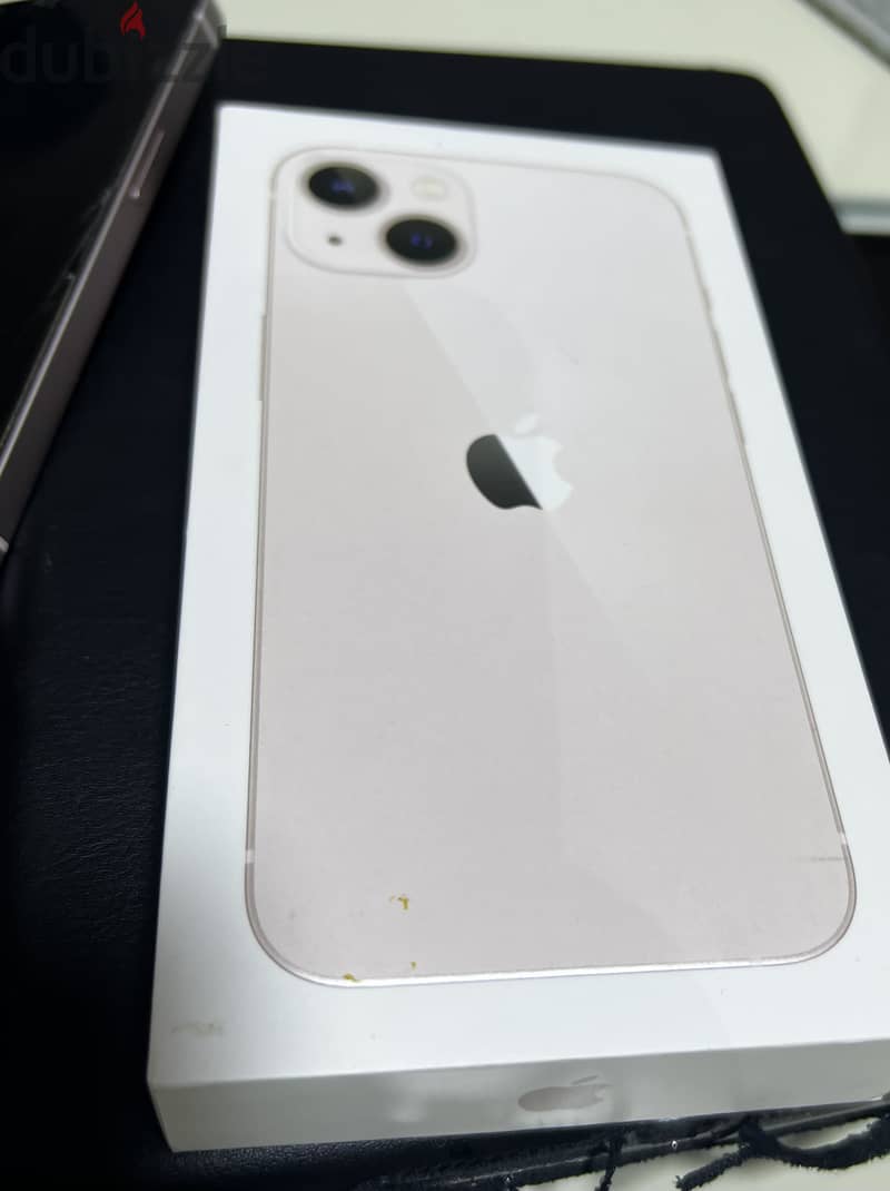 Apple - iPhone 13 8