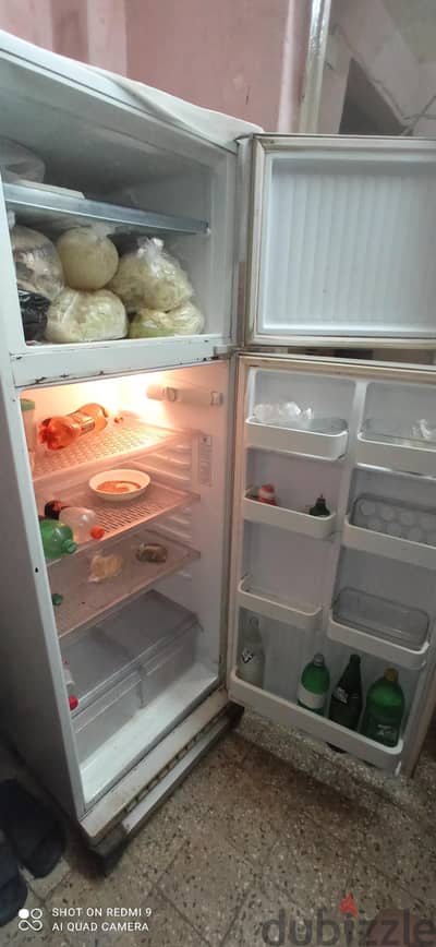 ثلاجه كريازى