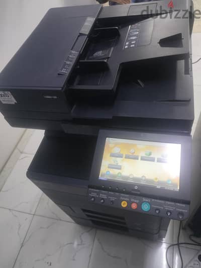 ماكينة تصوير ألوان Kyocera TaskAlfa 2506ci - حالة ممتازة