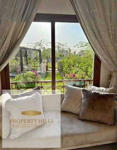 فيلا town house في قلب راس الحكمه بتقسيط علي ٨ سنين بخصم ١٢٪؜ بتشطيب كامل