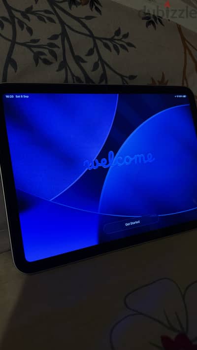 iPad 10th generation للبيع بحالة ممتاااااازة‼‼