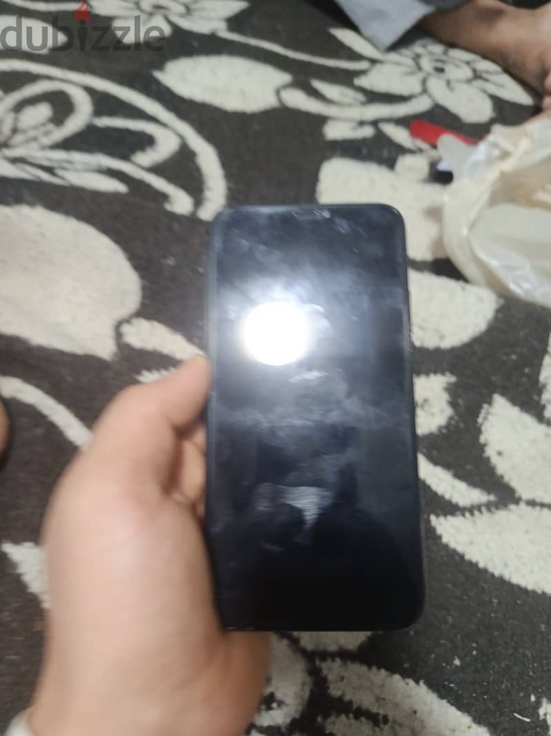 Apple - iPhone 11 Pro Max 4
