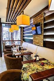 Cafeteria 400 m for rent, super lux finishing, all facilities available: water and electricity in Alexandria, Al Agami, 21st kilometer, October main street before the gate, in a very distinguished location.