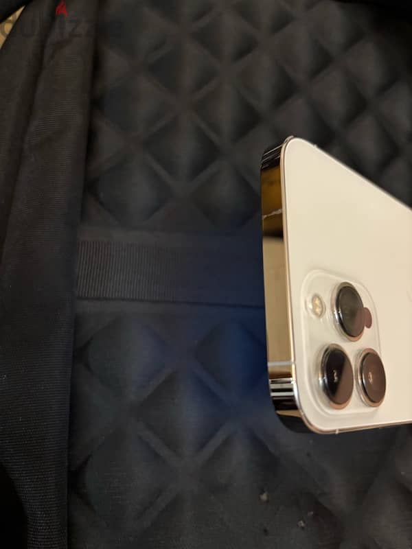 iphone 13 Pro Max 3