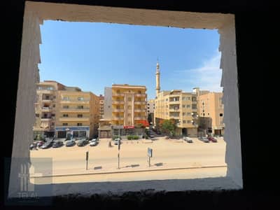 شقة للبيع شارع الجامعة الحديثة الرئيسي الهضبة الوسطى المقطم