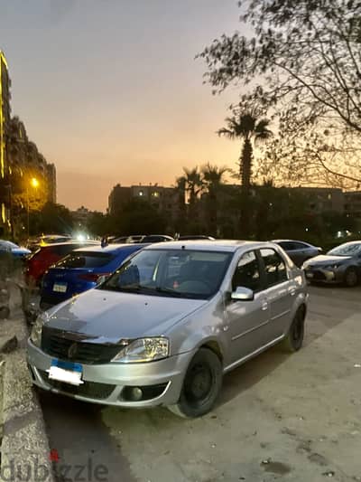 Renault Logan 2012