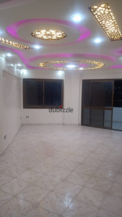 Apartment 100 m for annual rent modern family or groom high finish includes all amenities water and electricity 2 bedrooms reception two pieces kitchen 2 bathrooms first upper floor in Alexandria Al Agami Kilometers 21 in Al Nakheel Beach in a very distinguished location