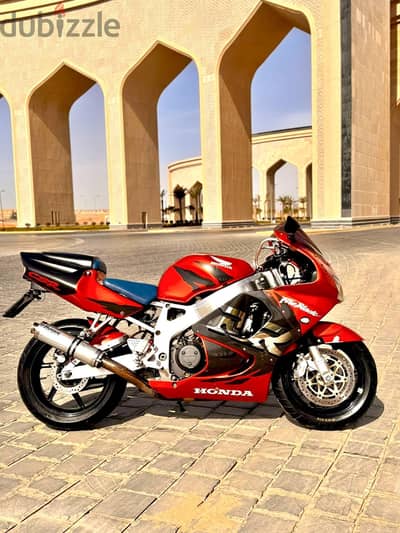 هوندا 919