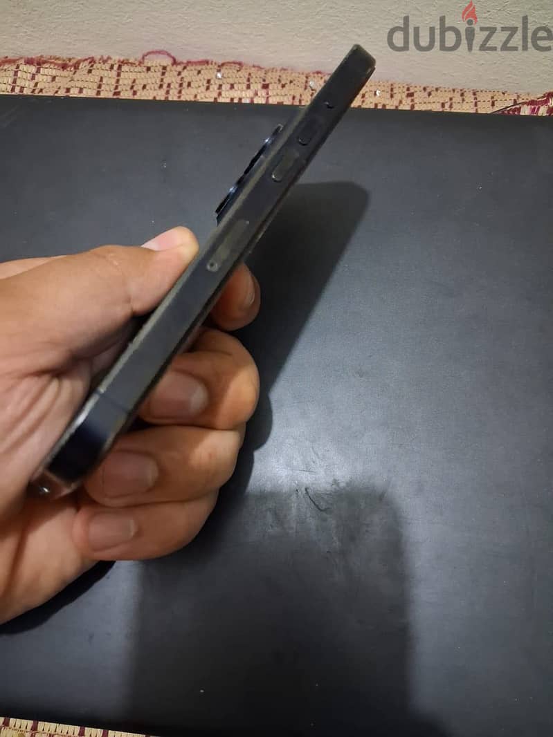 Apple - iPhone 15 Pro 3