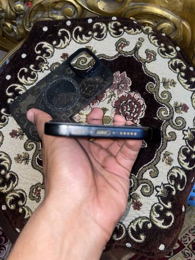 Apple - iPhone 15
