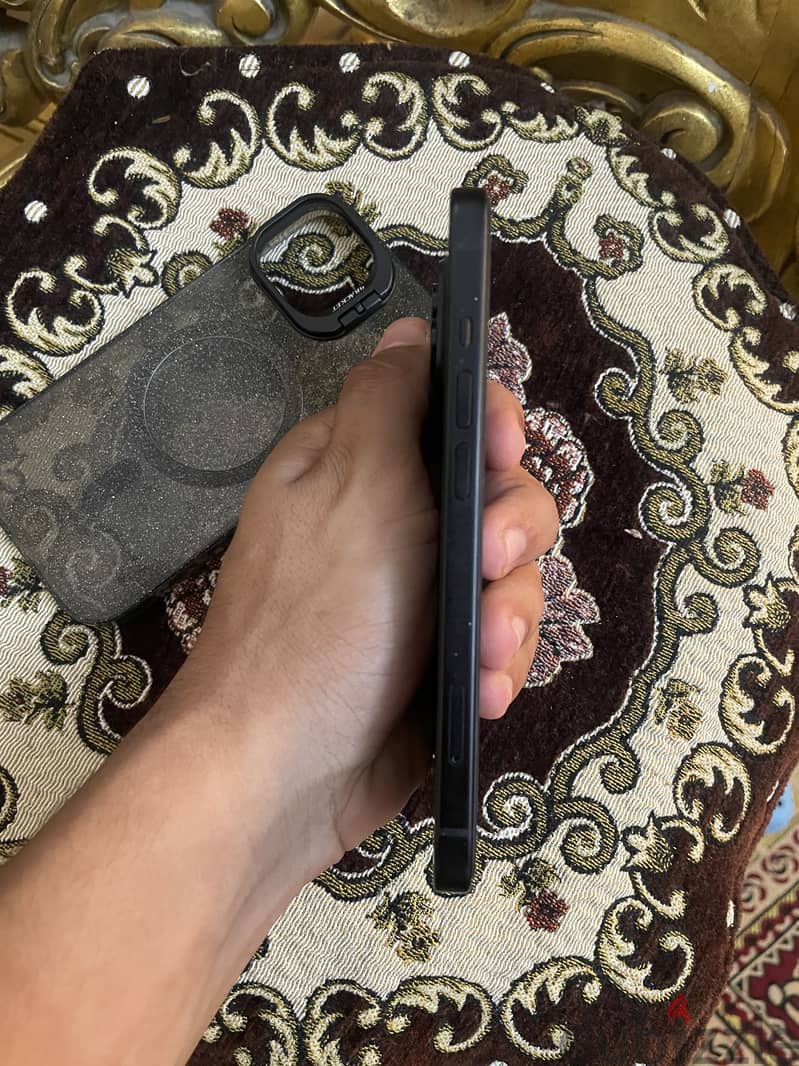 Apple - iPhone 15 3