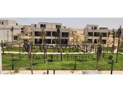 تاون هاوس ميدل بسعر السوق بمقدم واقساط بموقع مميز يطل على مساحة خضراء واسعة جاهز للاستلام  في نور Noor طلعت مصطفى