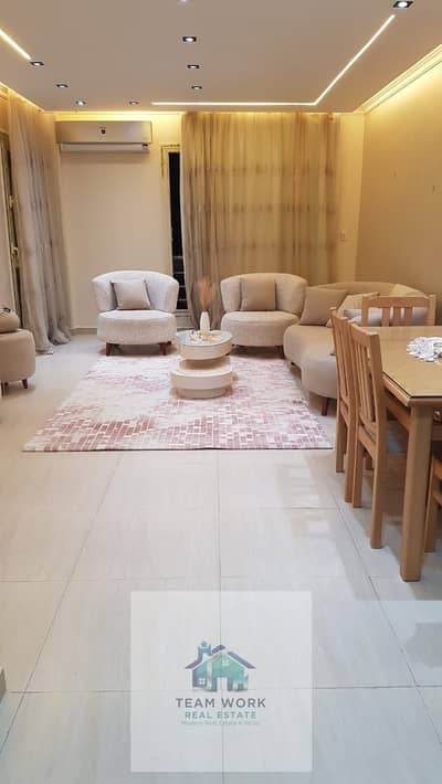 للرفاهية عنوان. . شقة مفروشة مودرن للإيجار في كمبوند جنة زايد 2 Luxury has an address. . . A modern furnished apartment for rent directl