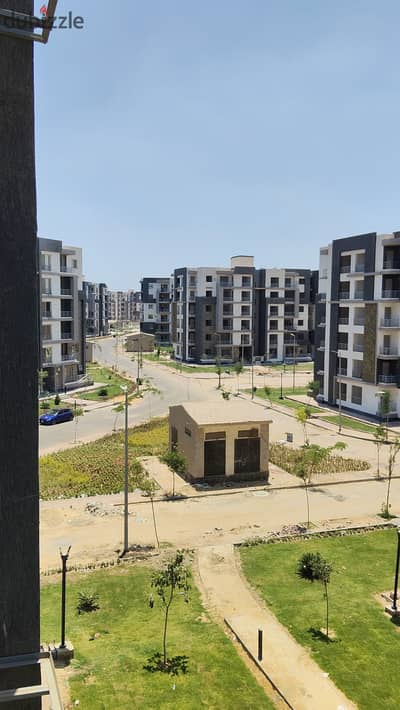 For rent, an apartment of 140 square meters with a distinctive view in the Jannah Compound, 6 October