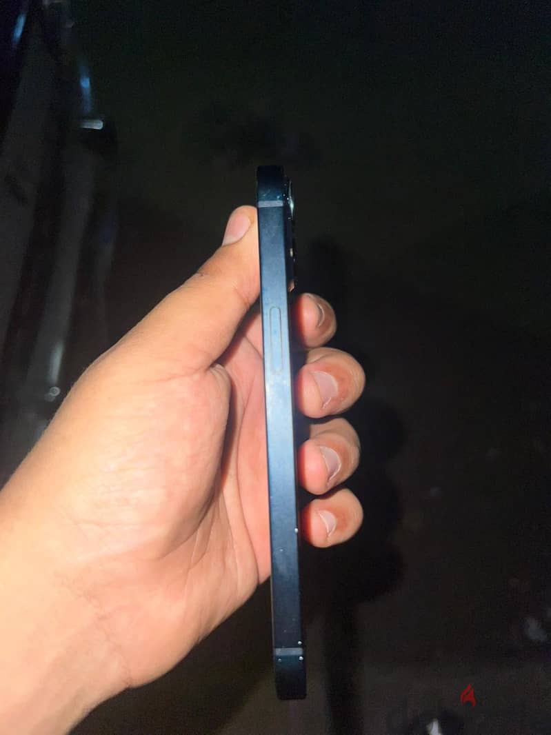 Apple - iPhone 13 1