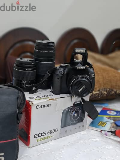 كيت 600 D مع أكثر من عدسه