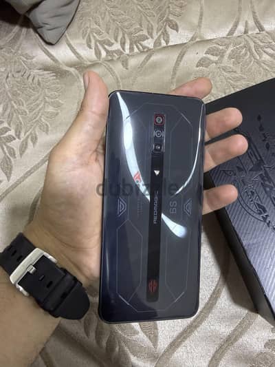 زد تى إي ريد ماجيك 6 اس برو