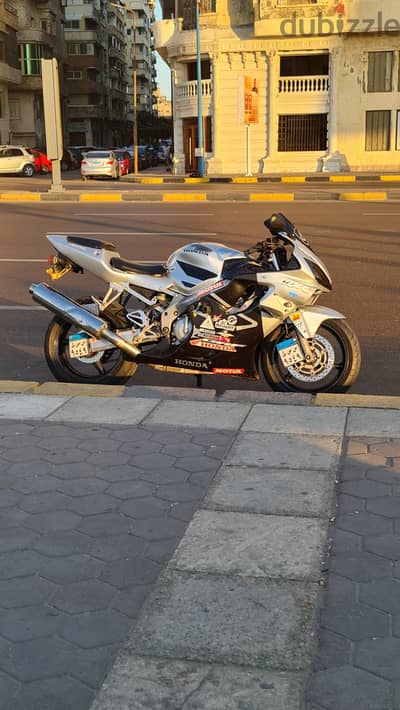 honda cbr