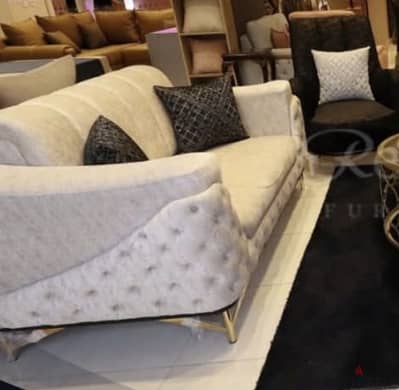 طقم كنبة ٣ كنبة ٢ و ٢ فوتيه كبير  بسعر لقطة
