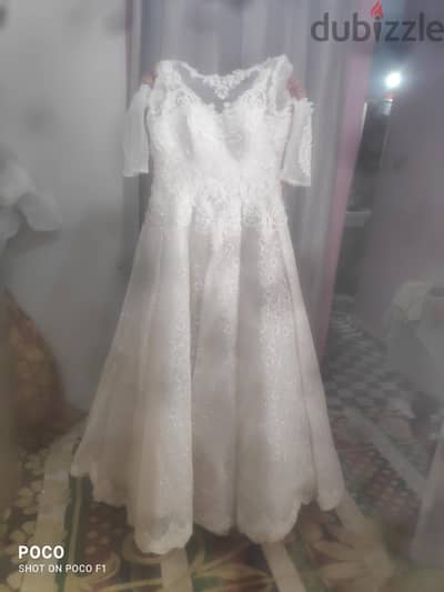 فستان زفاف