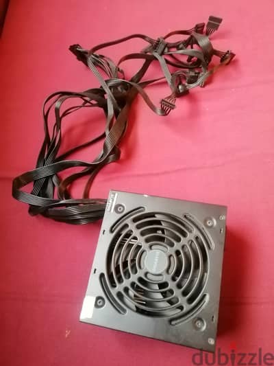 باور سبلاي جيجابايت 550W 80 plus bronze