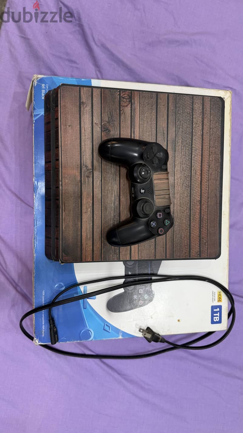 PS4 SLIM 1TB 3