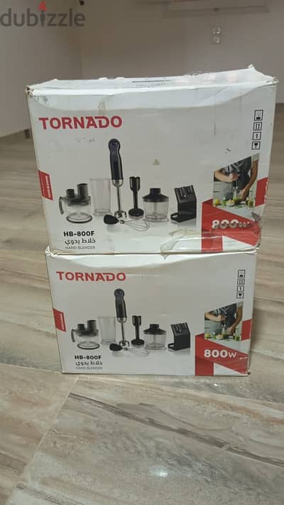 خلاط يدوي تورنيدو 800 وات كبة مضرب بيض أسود HB-800F